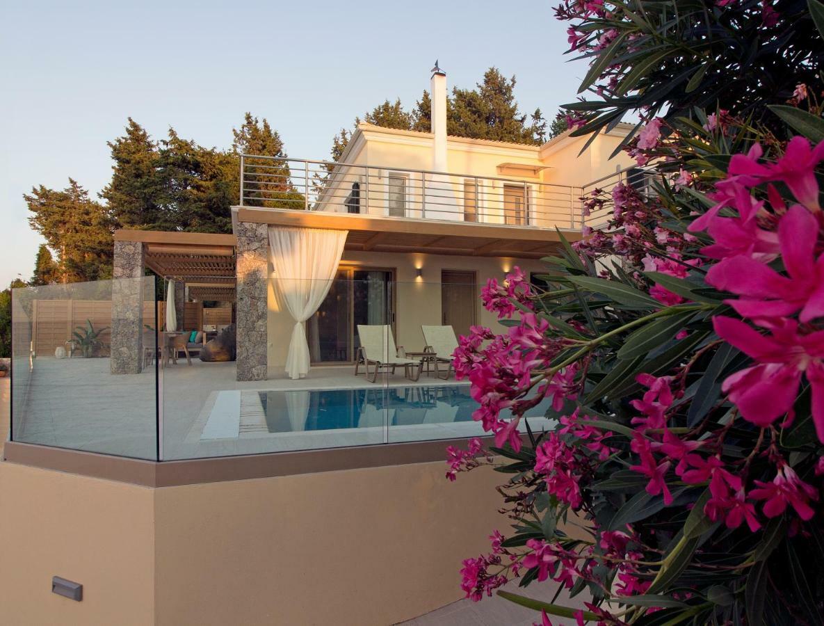 Casa Del Mar Mpoukaris