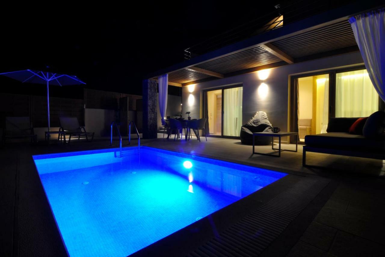 Casa Del Mar Mpoukaris